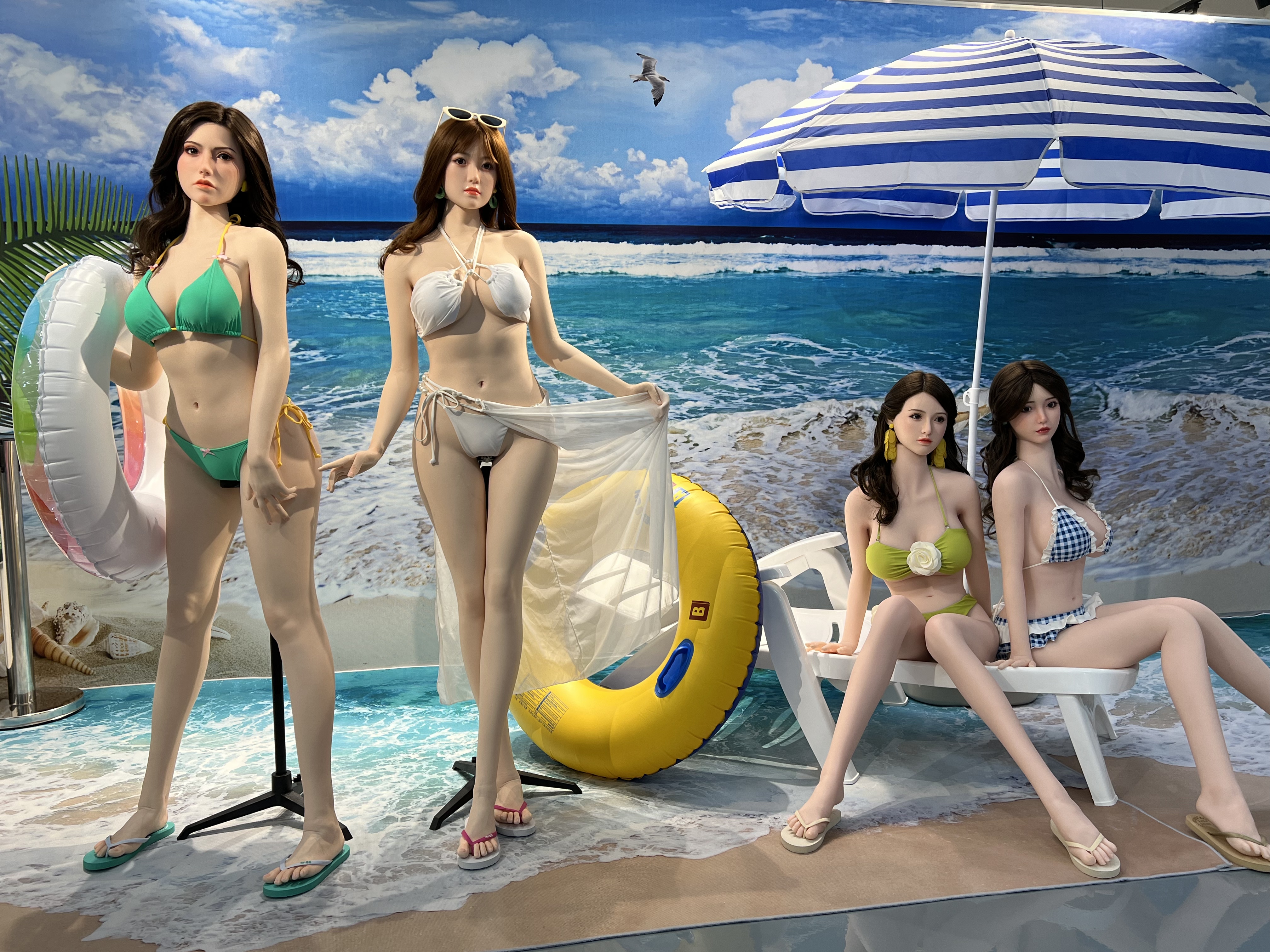  - Nianta sex doll store