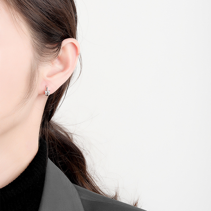 VELE #ED222 EARRINGS - VELE Official | Affordable Luxury Jewelry with Elegant Design