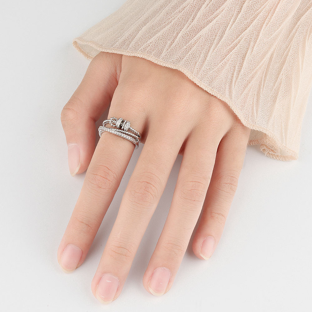 VELE #AJ070 RING - VELE Official | Affordable Luxury Jewelry with Elegant Design