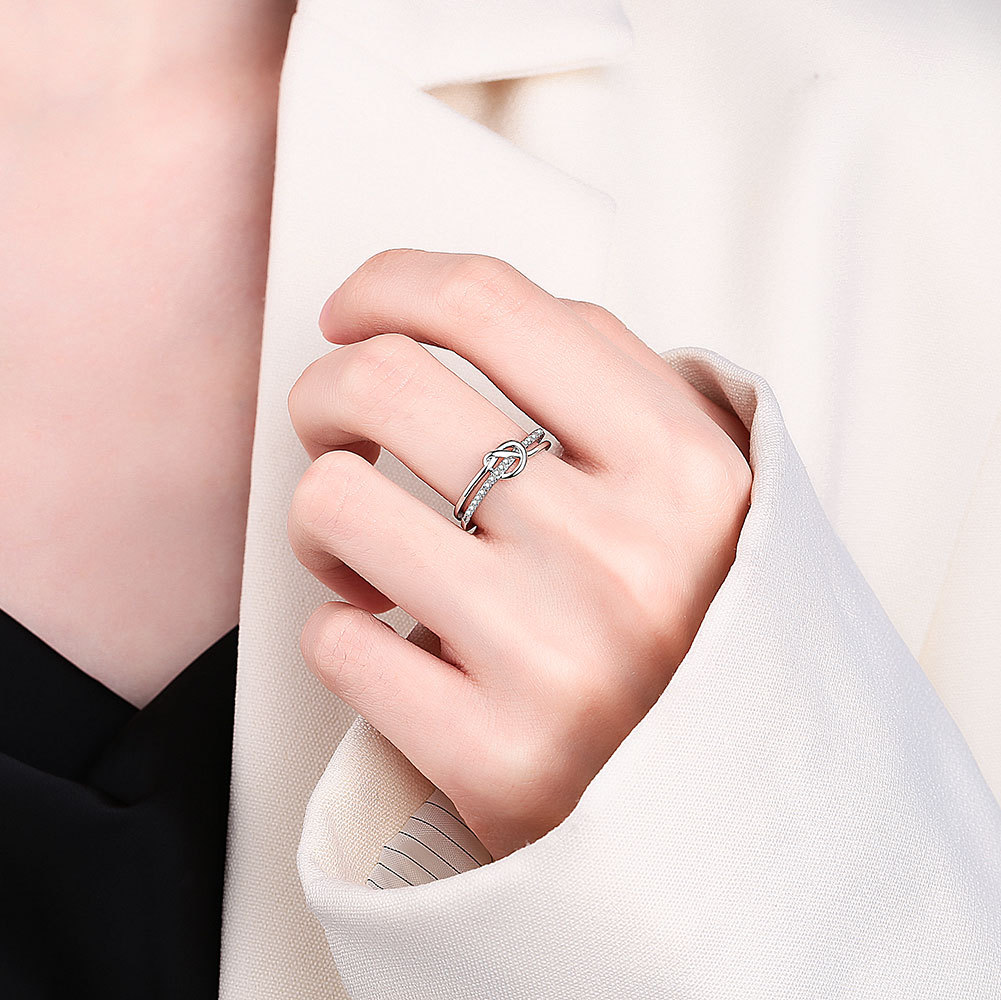 VELE #AJ499 RING - VELE Official | Affordable Luxury Jewelry with Elegant Design