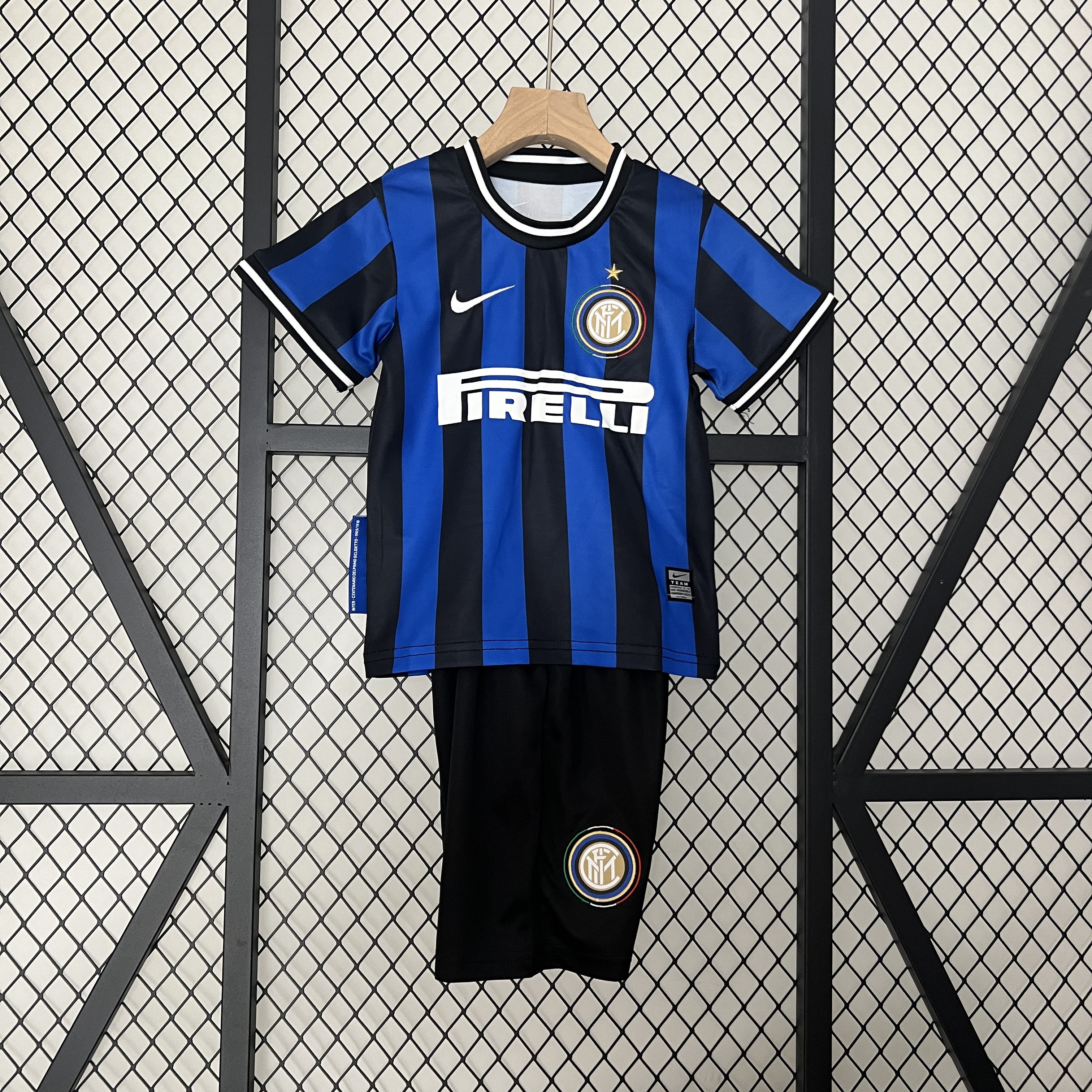 Retro Inter Milan 09-10 Home Stadium Kids Kit111