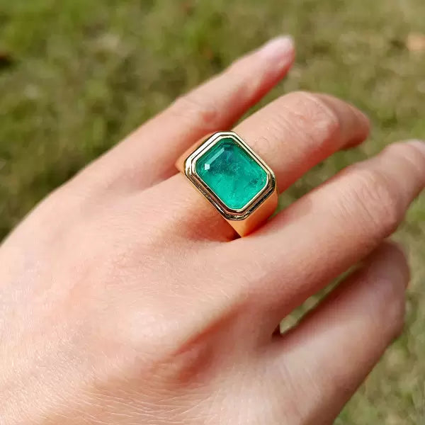 预发布站点、5.2ct Emerald Cut Emerald Engagement Ring、testother-12345