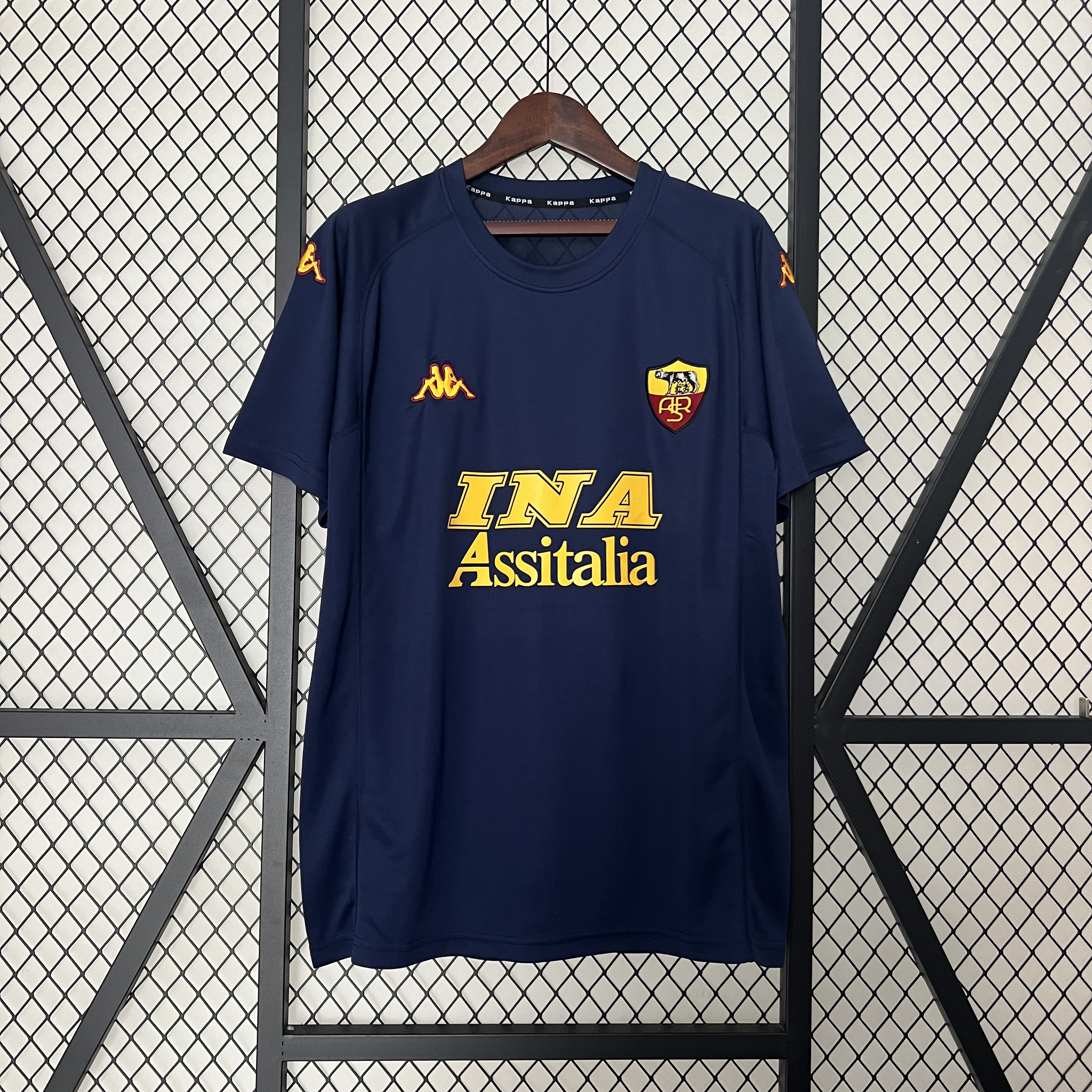 Retro Roma 2000-01 Third Jersey111