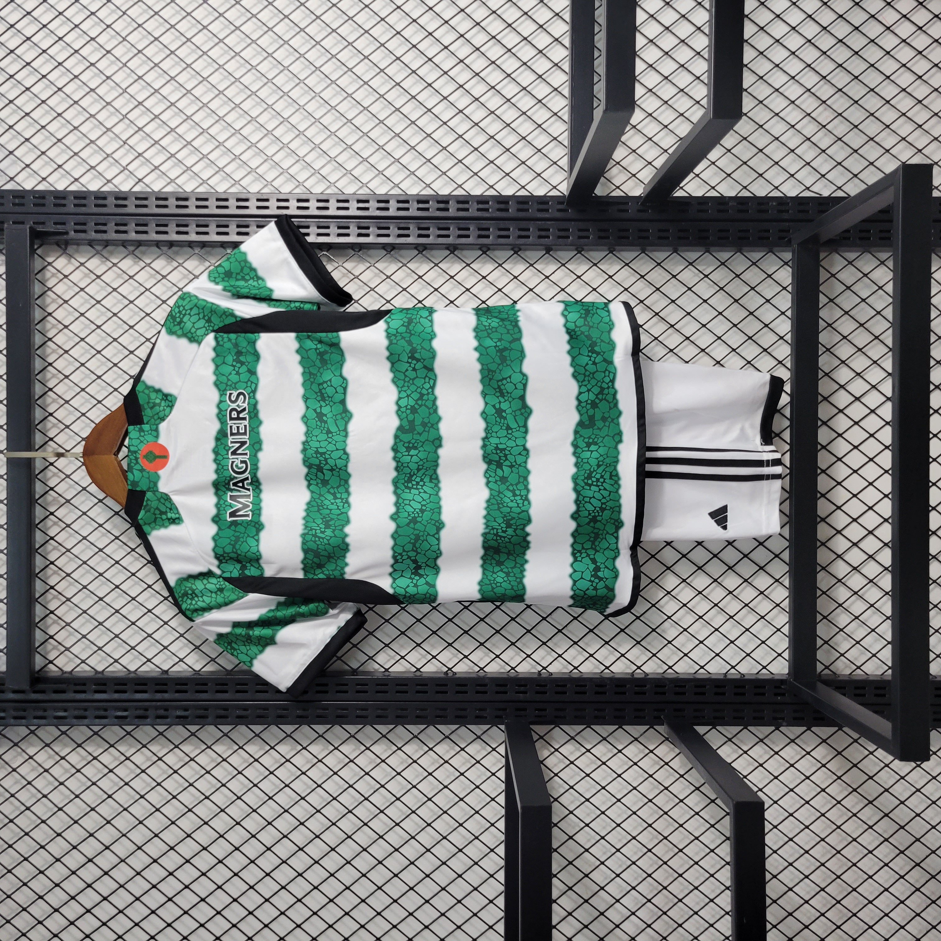 Celtic 23-24 Home Kids Kit111