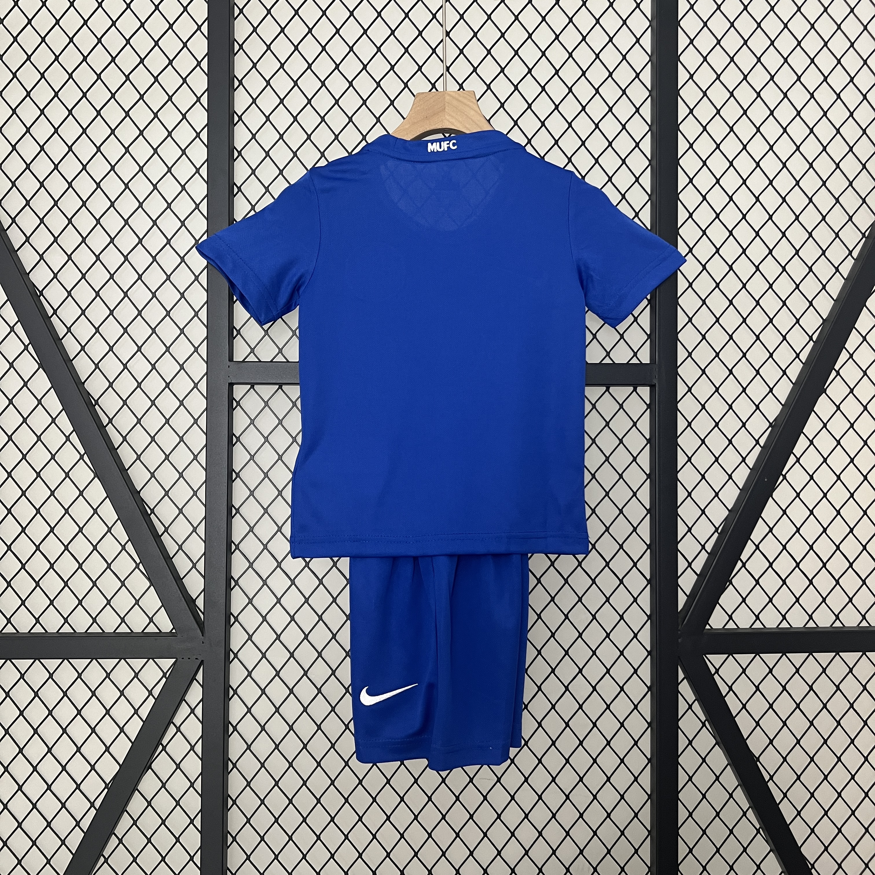 Manchester United Retro 2008-09 Third Kids Kit111