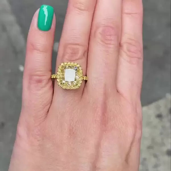 预发布站点、5ct Cushion Cut Yellow Sapphire Halo Ring in Gold、testother-12345