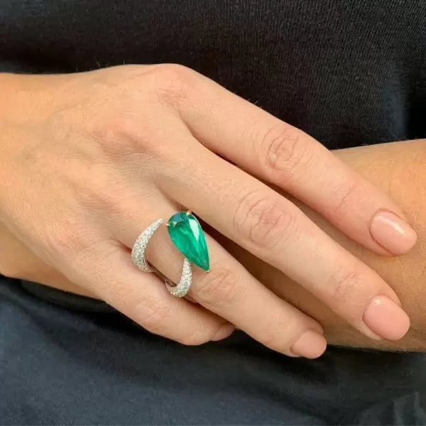 预发布站点、5.8ct Two Tone Pear Cut Emerald Asymmetric Cocktail Ring、testother-12345