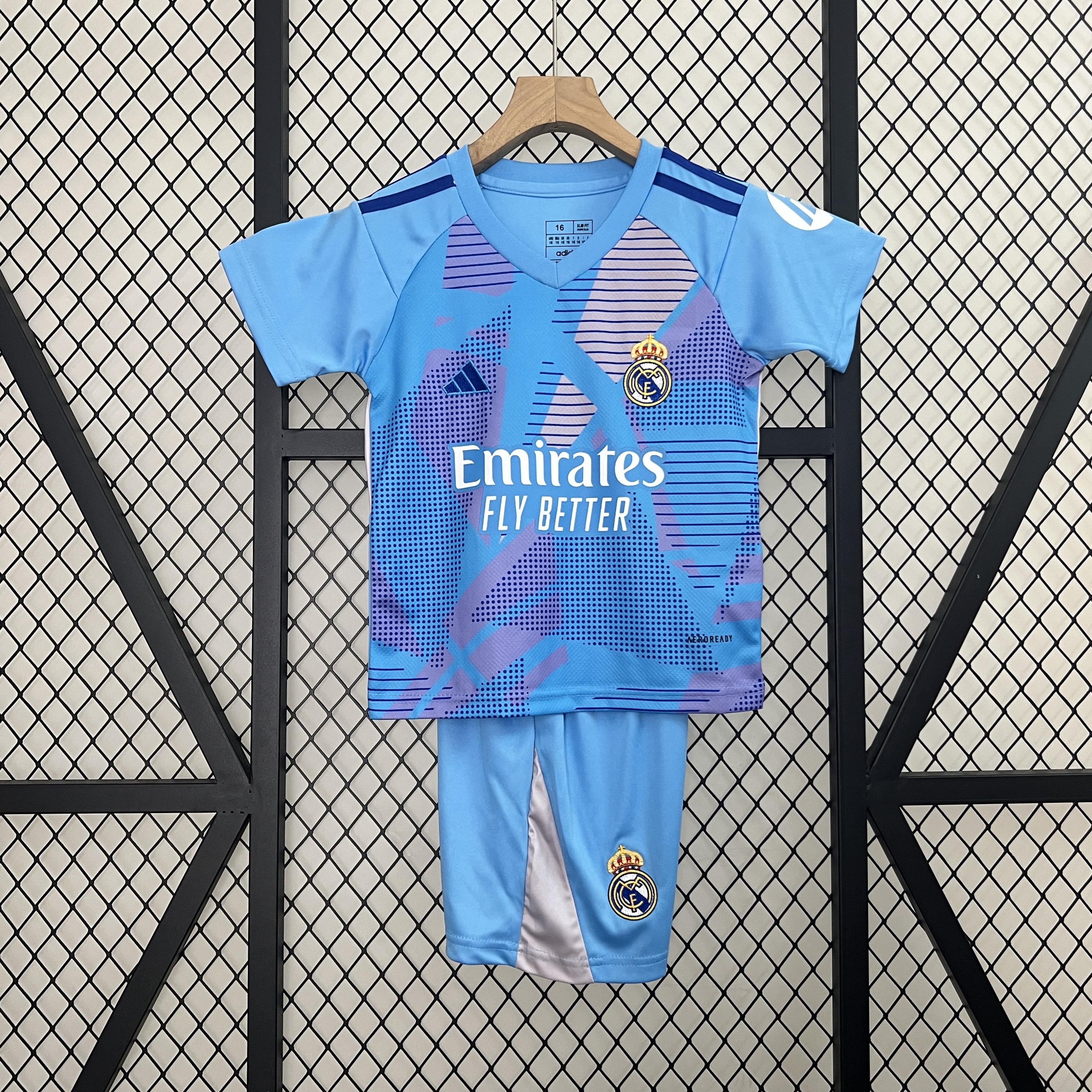 Real Madrid 24-25 Goalkeeper Kids Kit - Lake Blue111