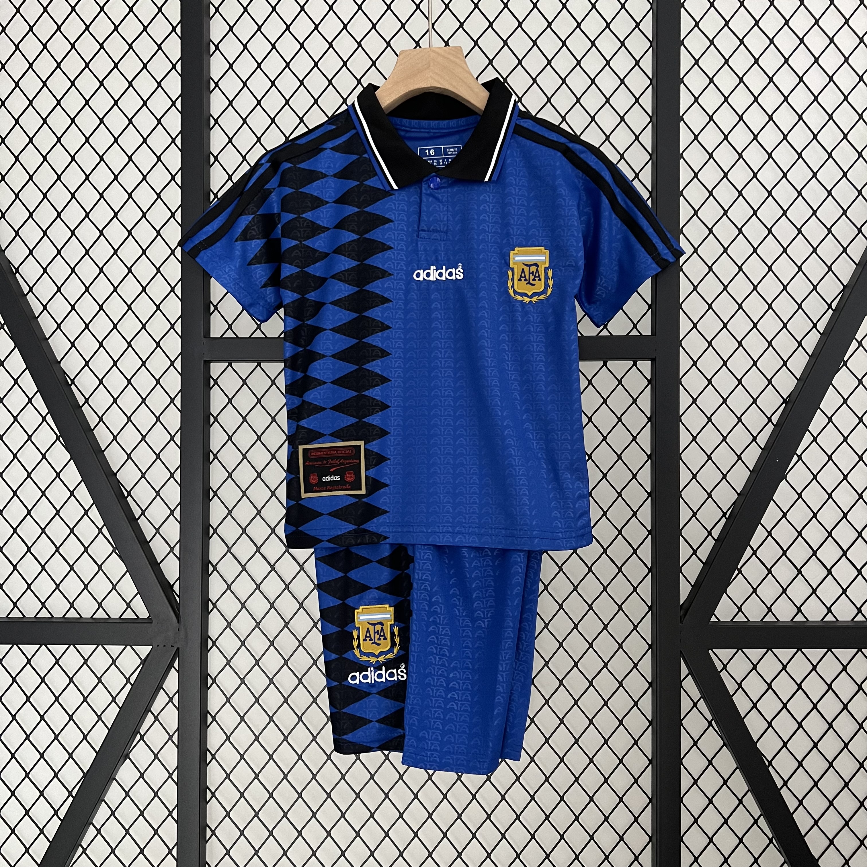 Retro Argentina 1994 Away Stadium Kids Kit111