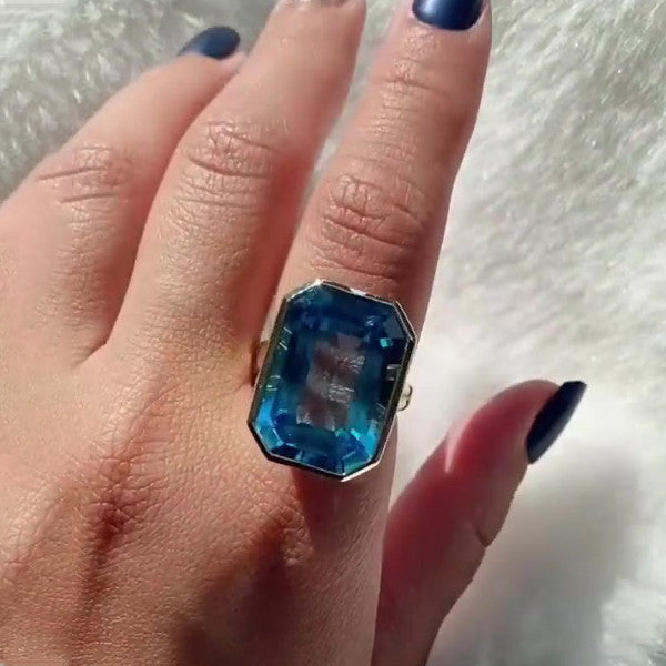 预发布站点、5ct Emerald Cut Blue Topaz Engagement Ring in Gold、testother-12345