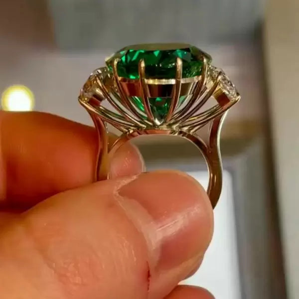 预发布站点、5.8ct Oval Cut Emerald Three-Stone Engagement Ring、testother-12345