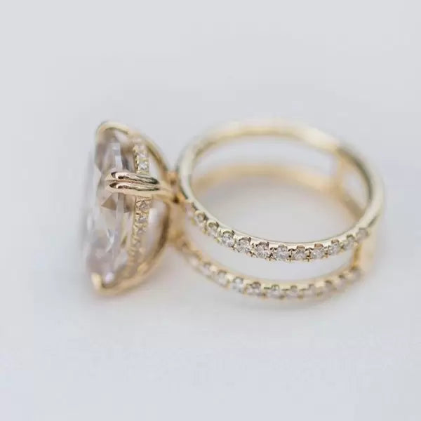 预发布站点、5 Cushion Cut White Sapphire Double Shank Ring in Gold、testother-12345