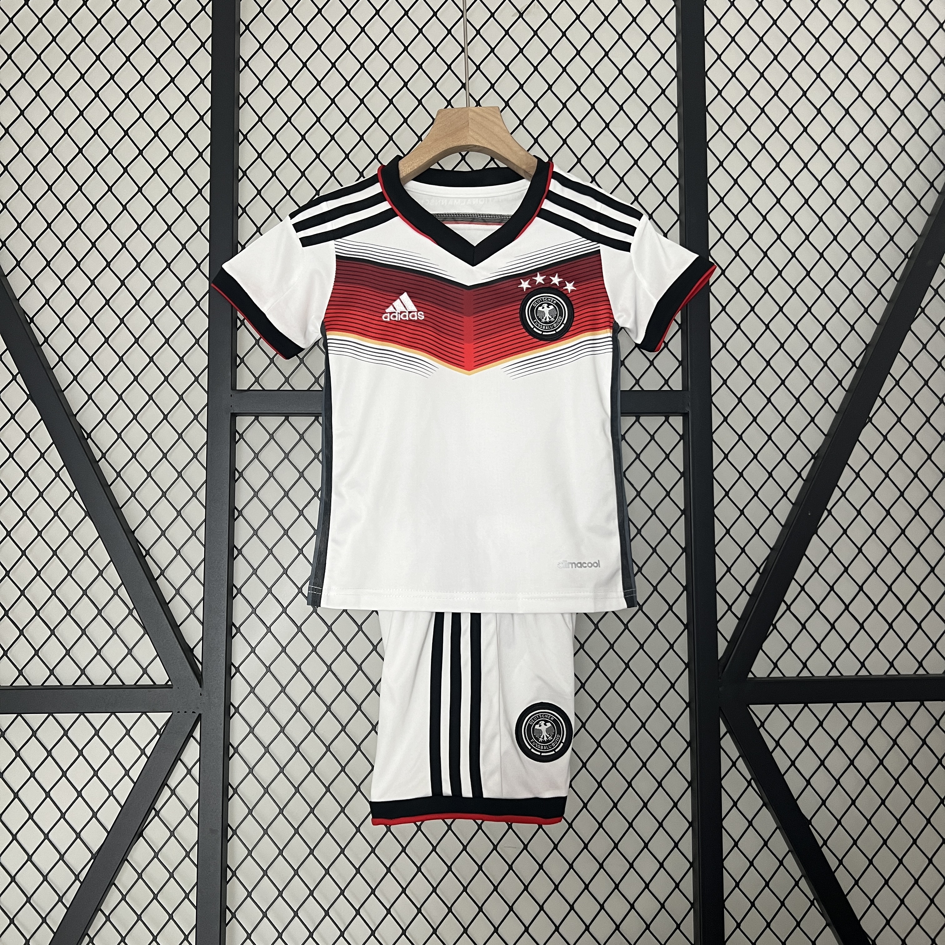 Retro Germany 2014 Home Stadium Kids Kit111