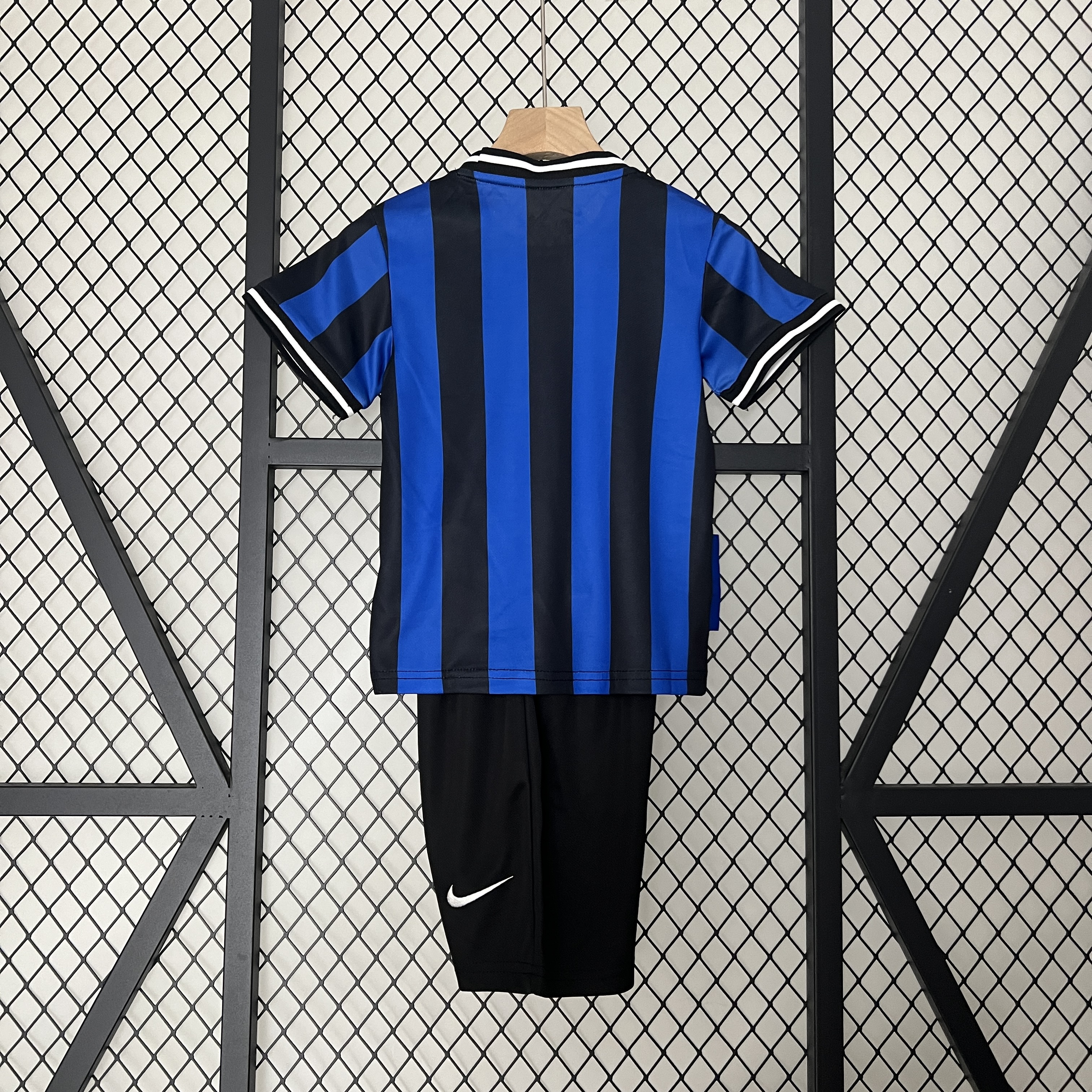 Retro Inter Milan 09-10 Home Stadium Kids Kit111