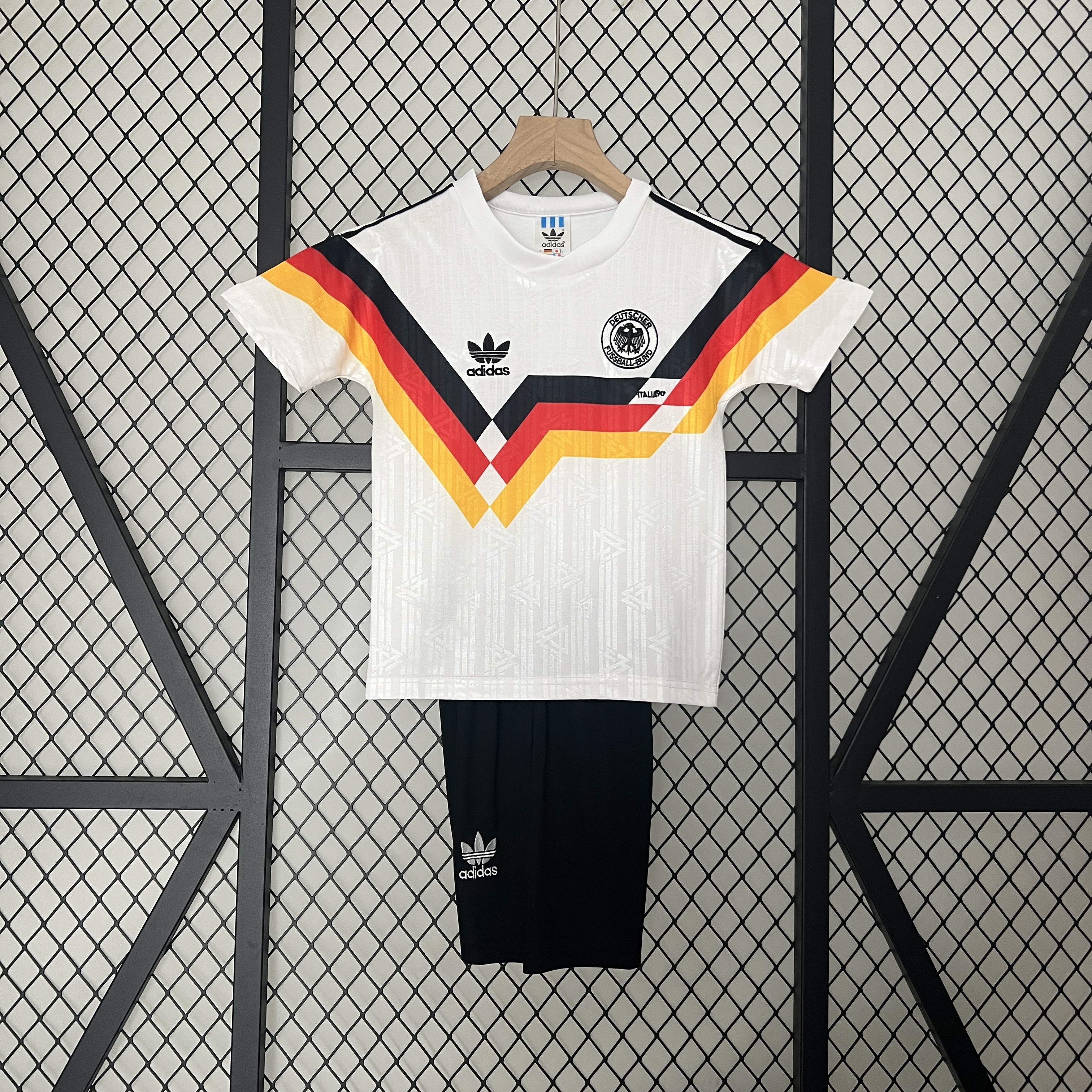 Retro Germany 1990 Home Stadium Kids Kit111