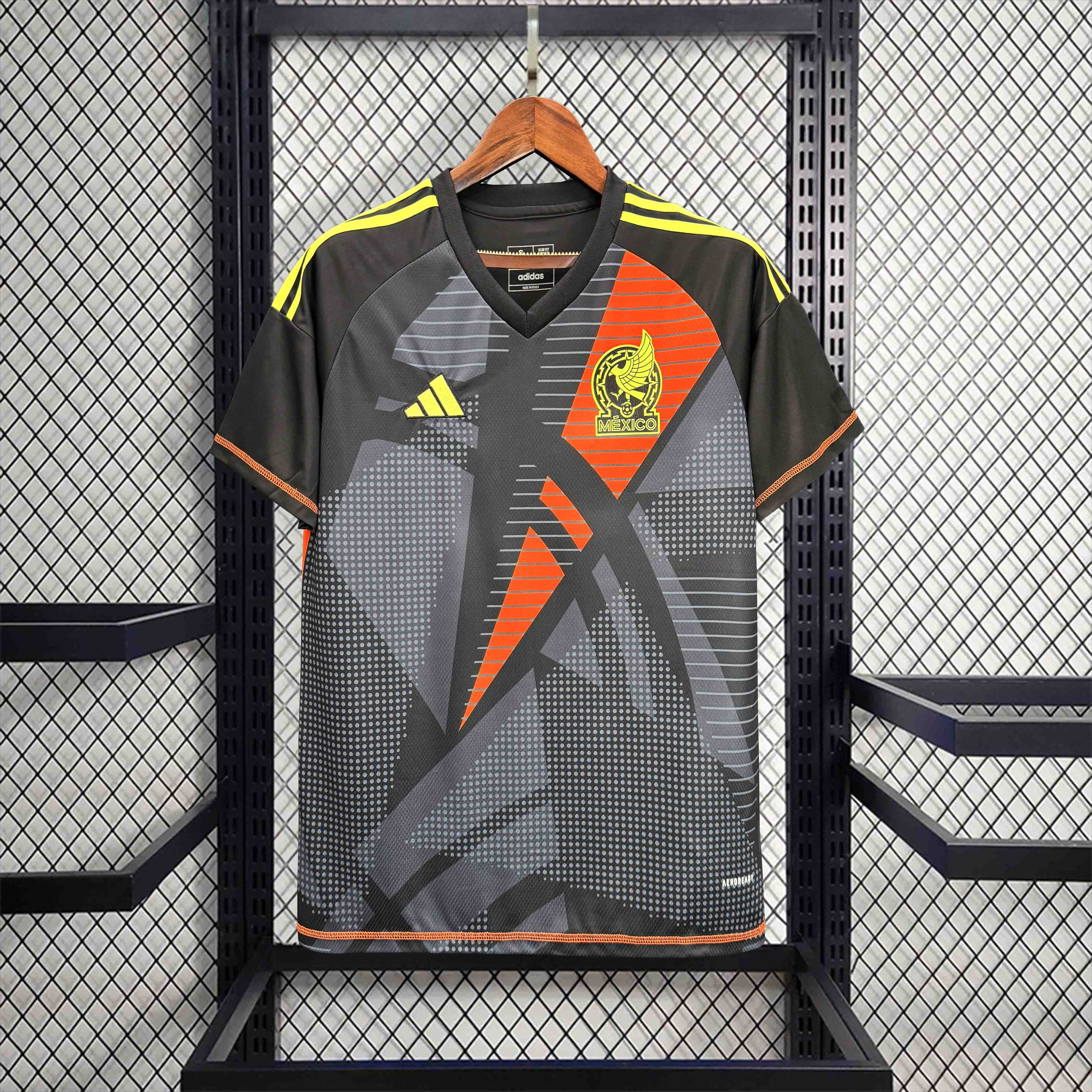 Mexico 2024 Black Goalkeeper Jersey - Fans Version111