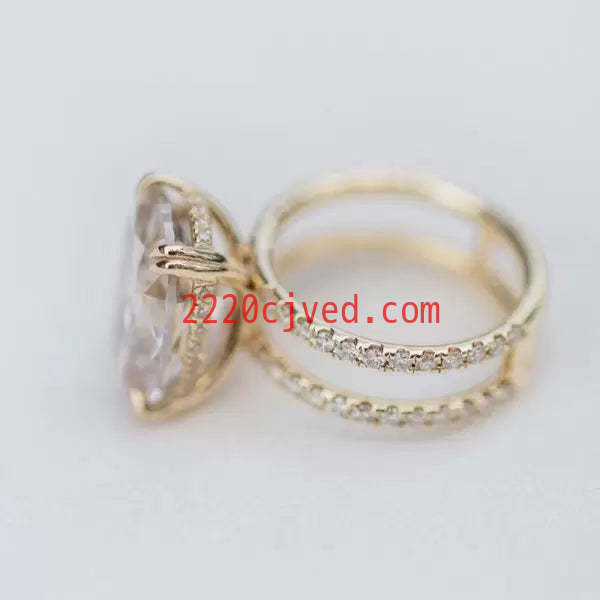预发布站点、5 Cushion Cut White Sapphire Double Shank Ring in Gold、testother-12345