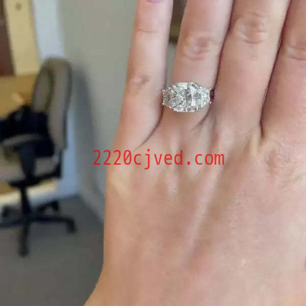 预发布站点、5.16ct Three-stone Cushion Cut Created White Sapphire Ring、testother-12345