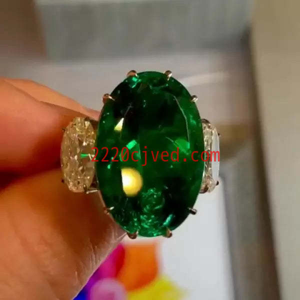 预发布站点、5.8ct Oval Cut Emerald Three-Stone Engagement Ring、testother-12345