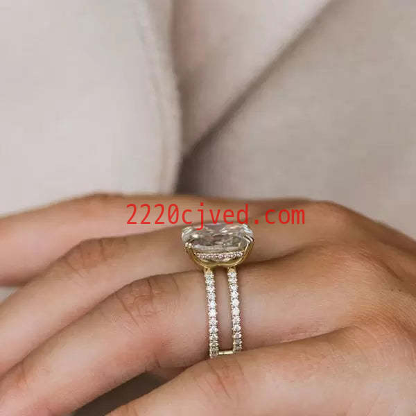 预发布站点、5 Cushion Cut White Sapphire Double Shank Ring in Gold、testother-12345
